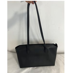 Genuine leather women's bag manufacturer THE ROW